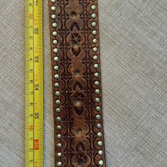 Men’s Leather Belt w/solid, brass buckle - Picture 5 of 7